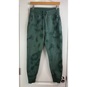 Old Navy Active Dynamic Fleece High Rise Jogger Pants Green Print Size XS